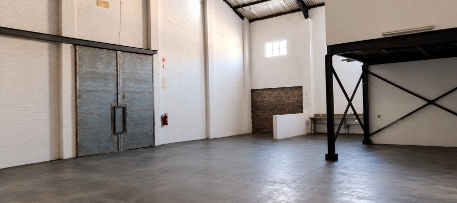 Commercial Property for Sale in Oos Einde North West